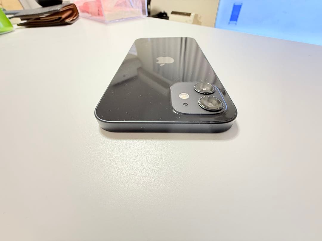 Apple iPhone 12 128GB SIMロックあり（au）