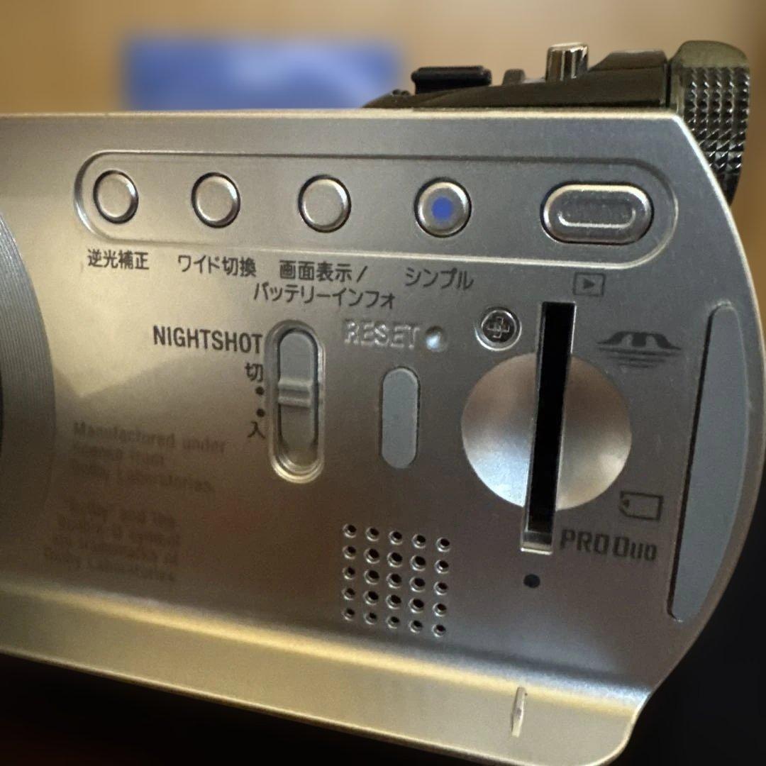 SONY Handycam　DCR-SR300