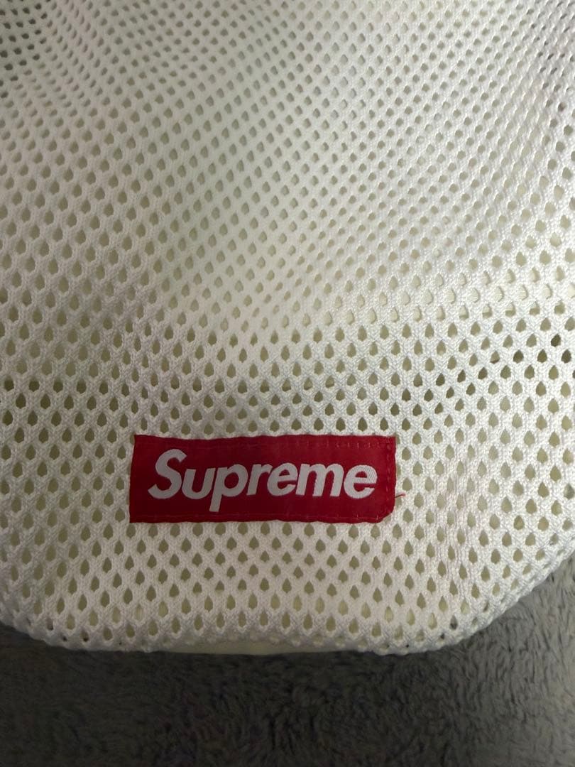Supreme メッシュバックパック ホワイト
