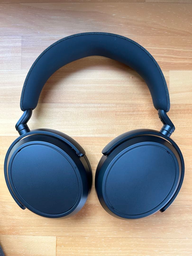 SENNHEISER MONENTUM4 wireless ヘッドホンカバー付
