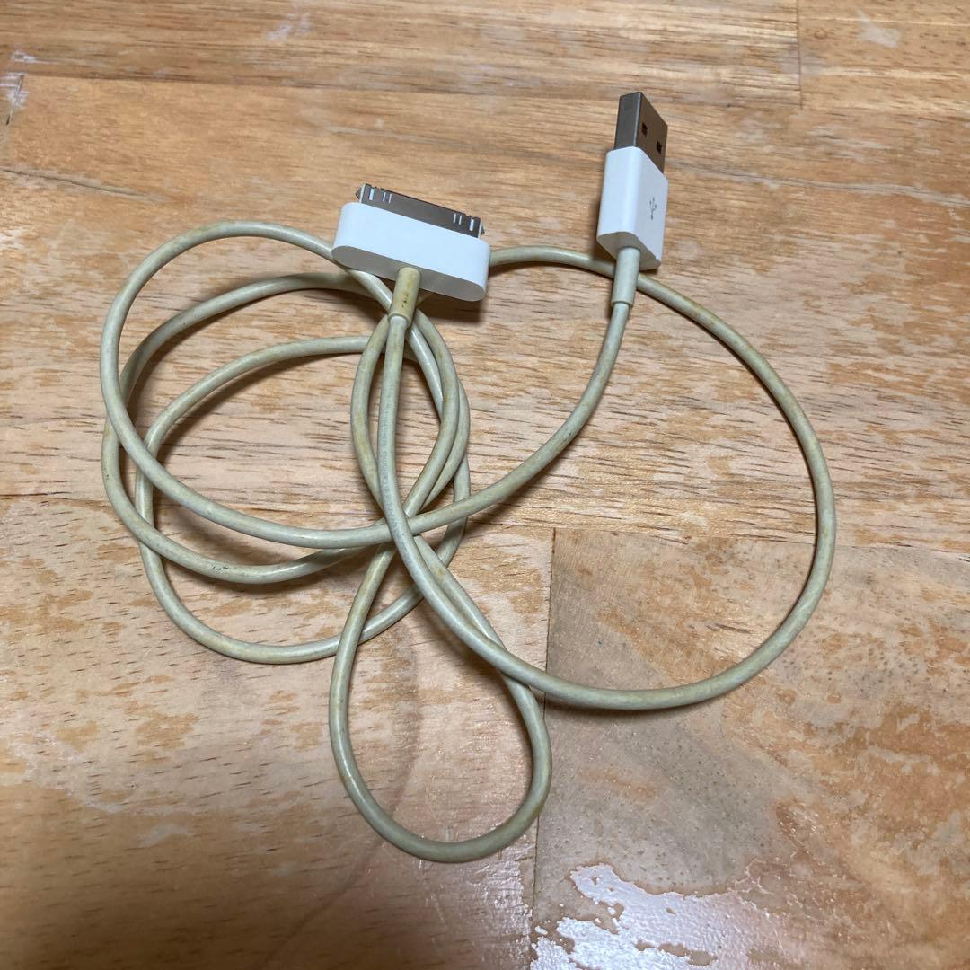 ジャンク　Apple iPod Classic 120GB ケーブルおまけ