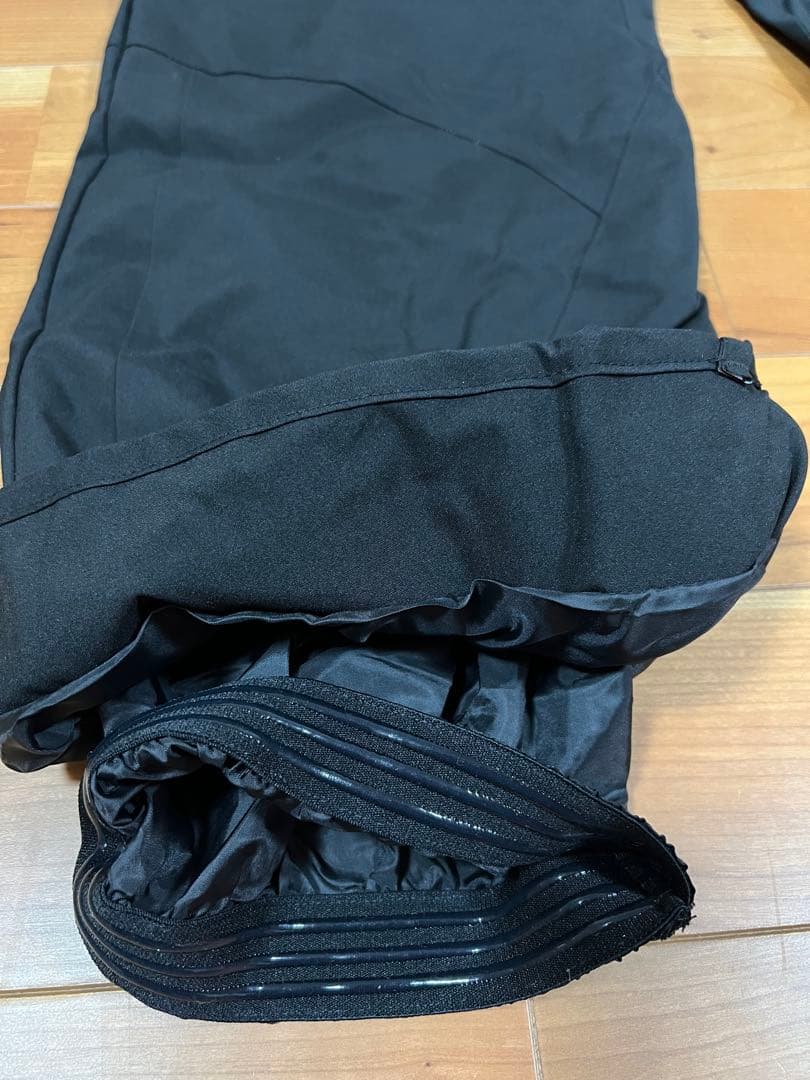 新商品未使用/PHENIX Lサイズ スキー用パンツ ブラック