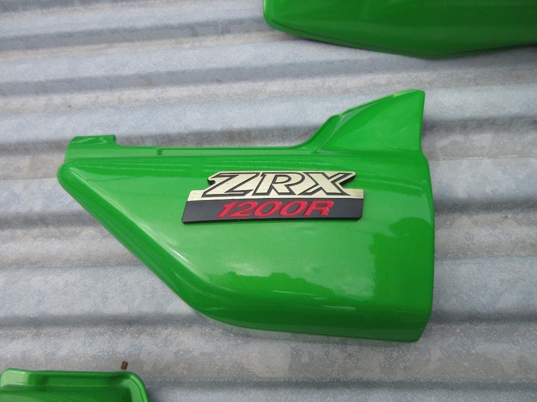 Kawasaki ZRX1200R 外装セット6点 中古良品