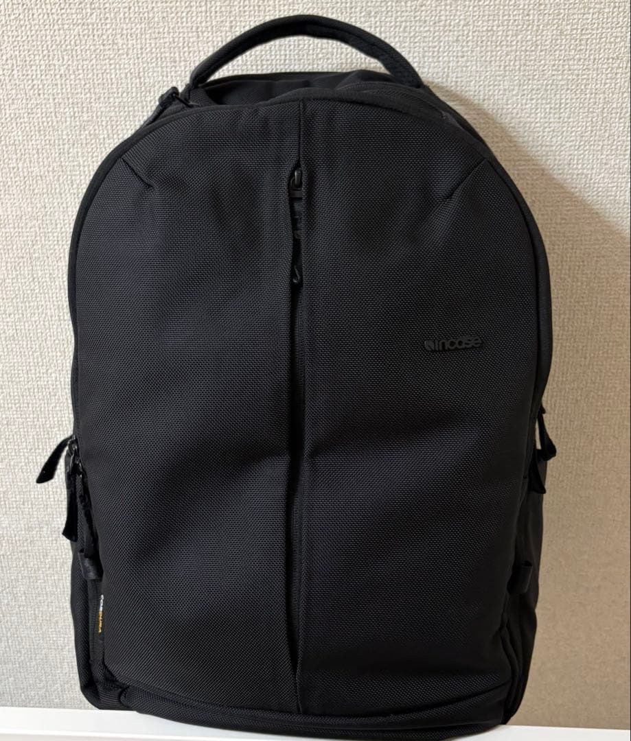 Incase Tracks Backpack 25L (インケース)