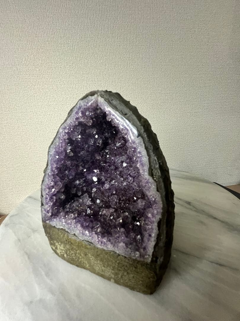 【天然石】アメジストドーム 紫水晶 ジオード 原石 パワーストーン　1,208g
