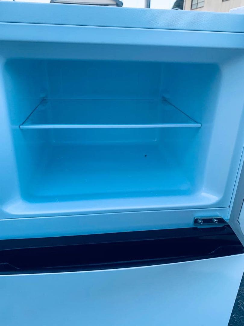 ✅Hisenseノンフロン冷凍冷蔵庫✅ ✅HR-B12E2W✅送料設置無料