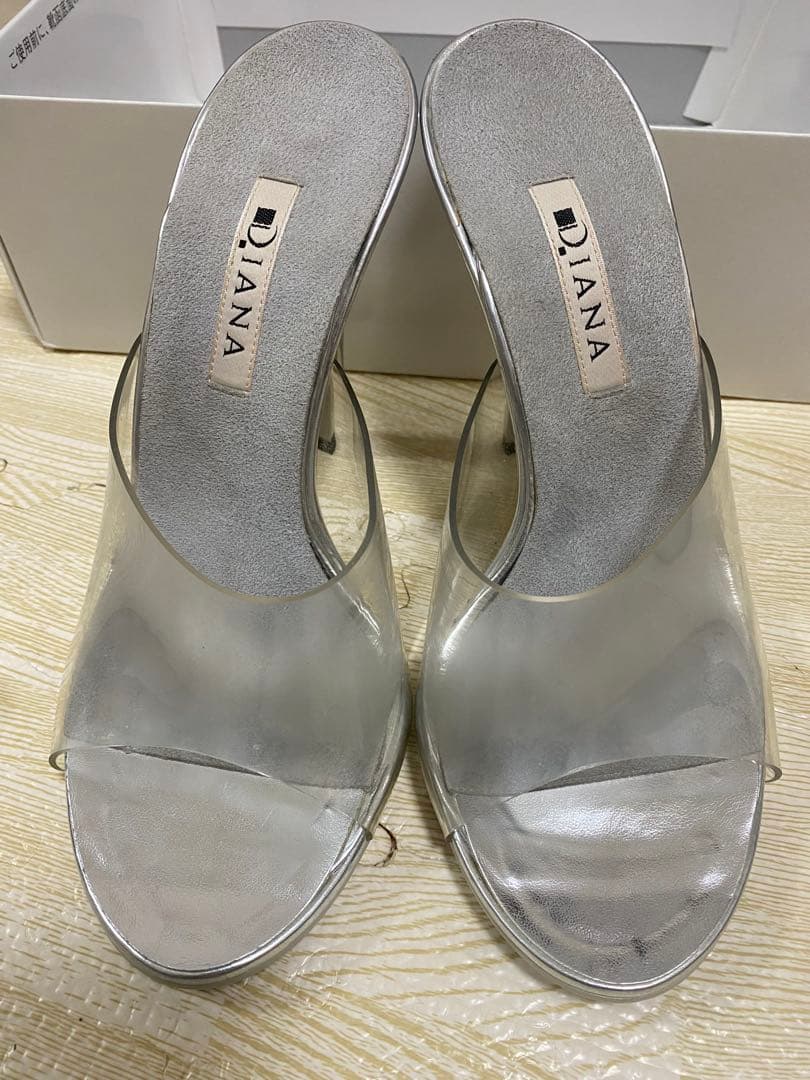 DIANA JBBF公認ヒール ミュールタイプ　シルバー24cm