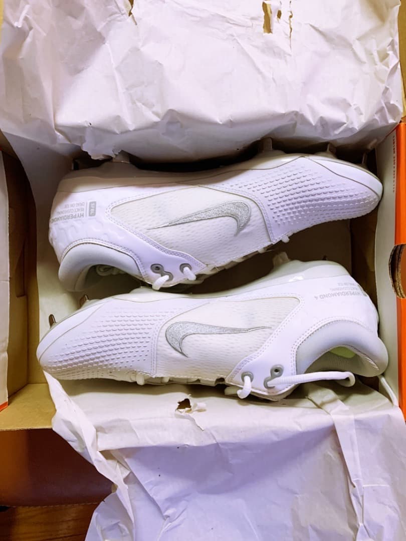 新品★USA国内限定発売モデル☆NIKE★Hyperdiamond 4★27cm