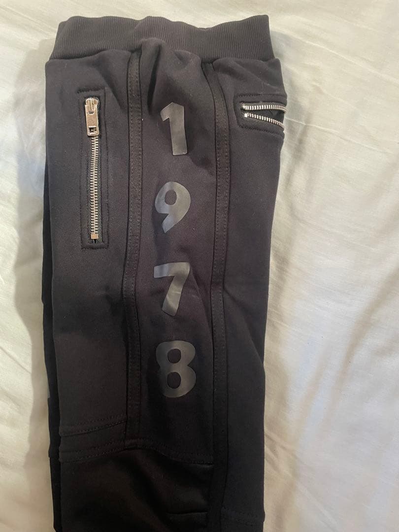 ディーゼル　スウェットスーツセットアップ