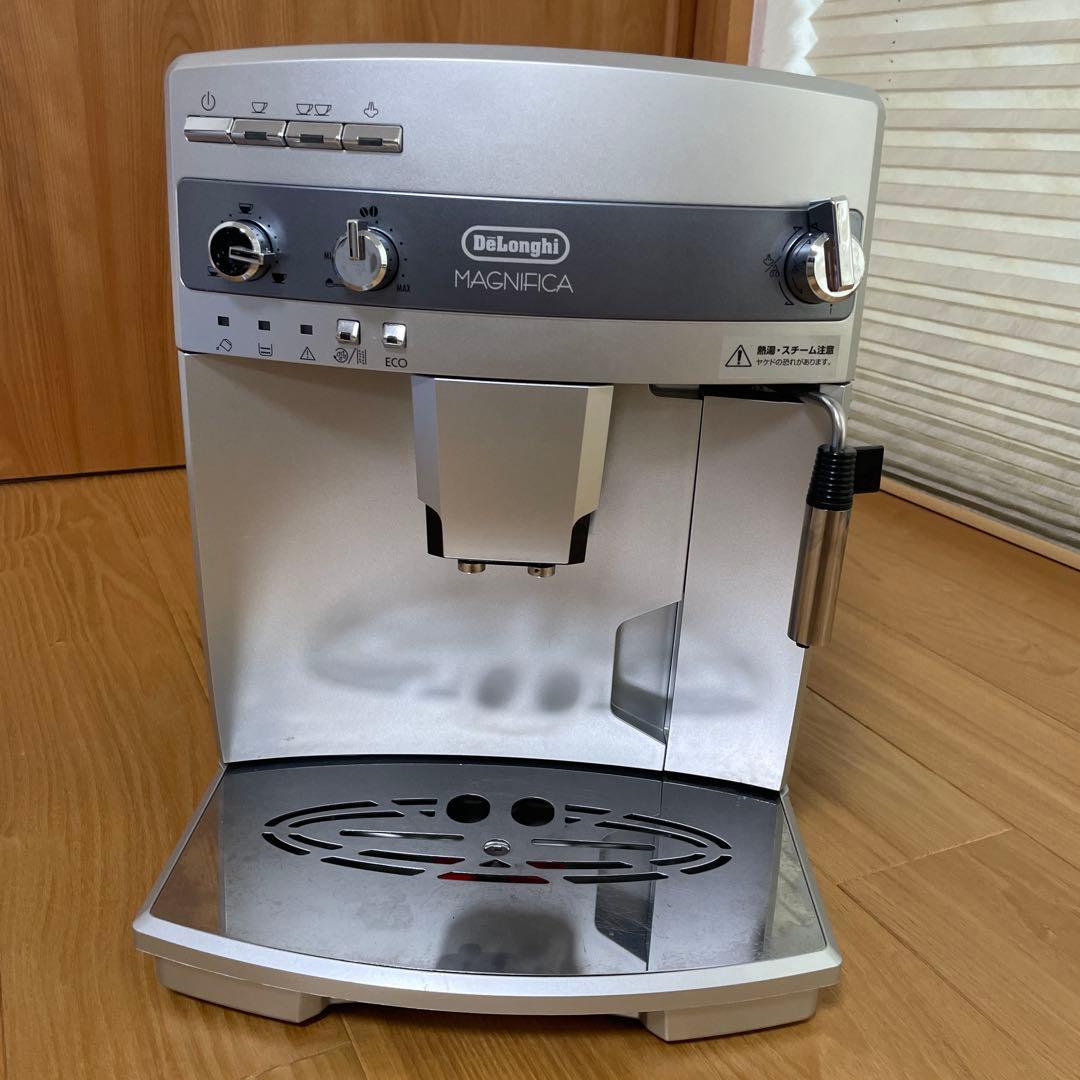 De'Longhi マグニフィカエスプレッソマシンESAM03110