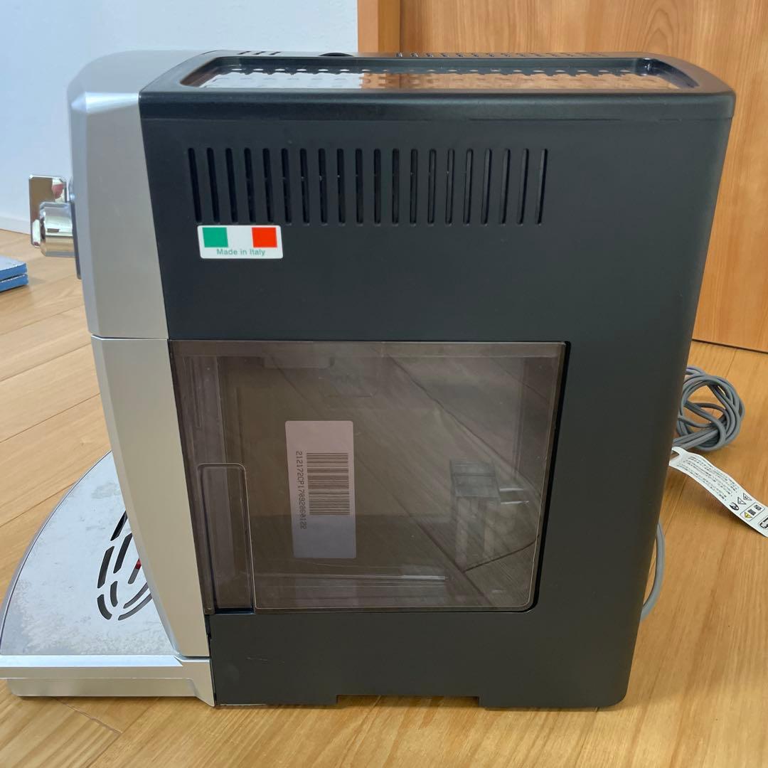 De'Longhi マグニフィカエスプレッソマシンESAM03110