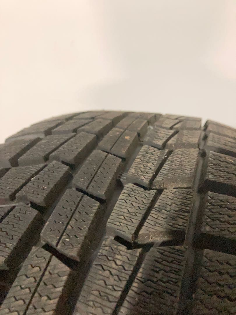 スタッドレスタイヤ　215/65r16 タイヤ・ホイール4本セット 中古