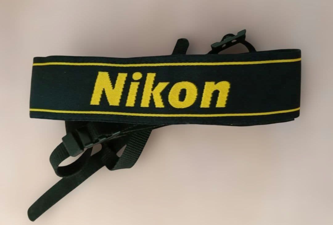 期間限定値引中　日曜日までNikon D5000　一眼レフ入門に最適