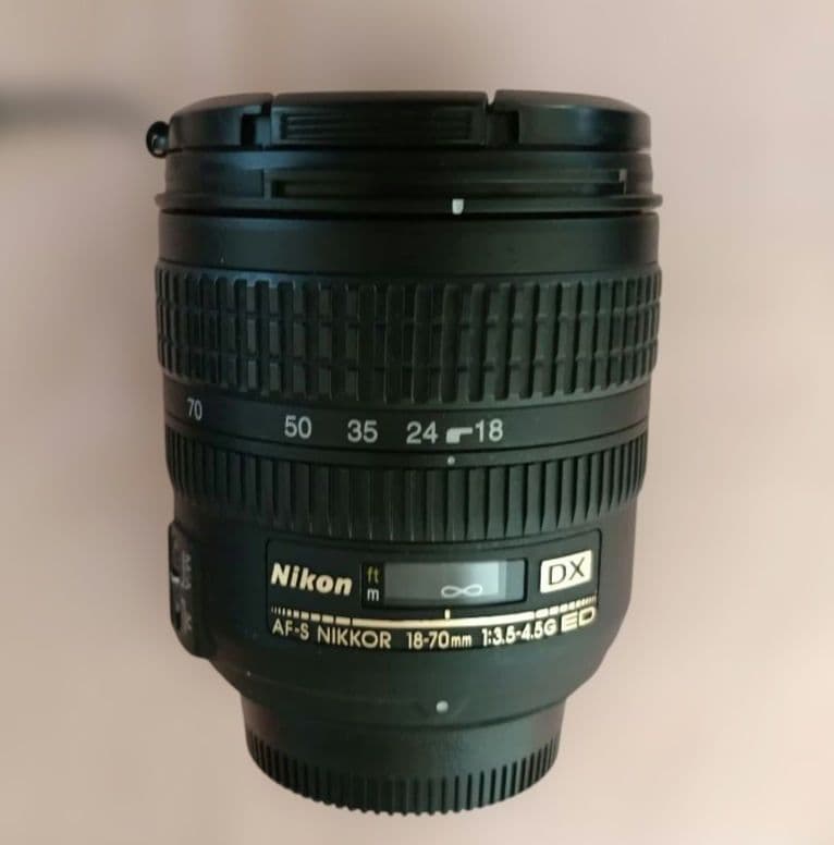 期間限定値引中　日曜日までNikon D5000　一眼レフ入門に最適