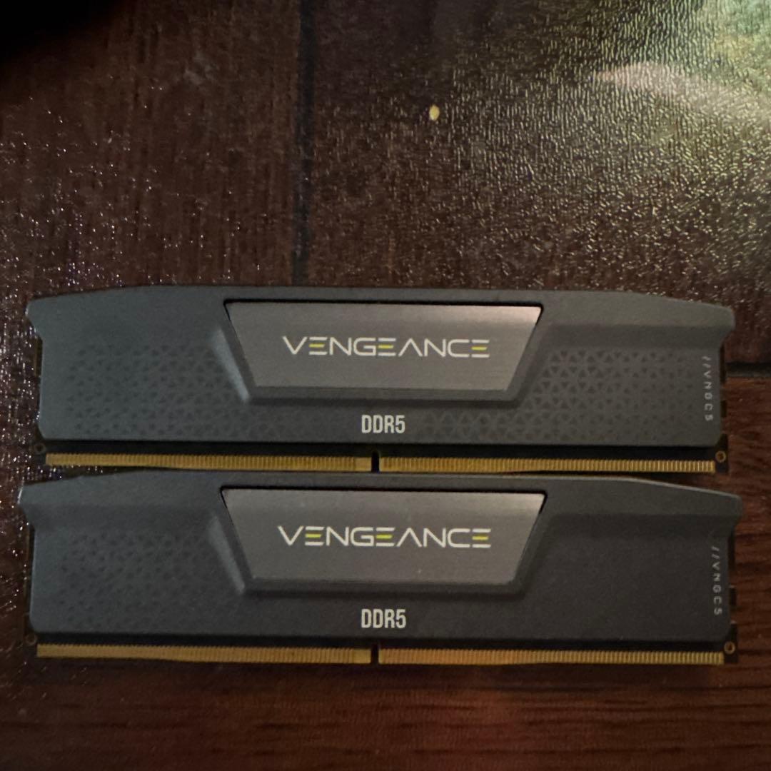 DDR5 32GB (2x16GB) 6000MT/s メモリー