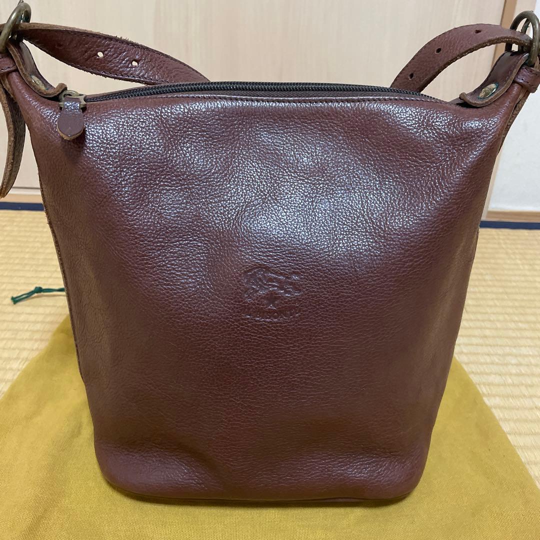 IL BISONTE ブラウンレザーショルダーバッグ
