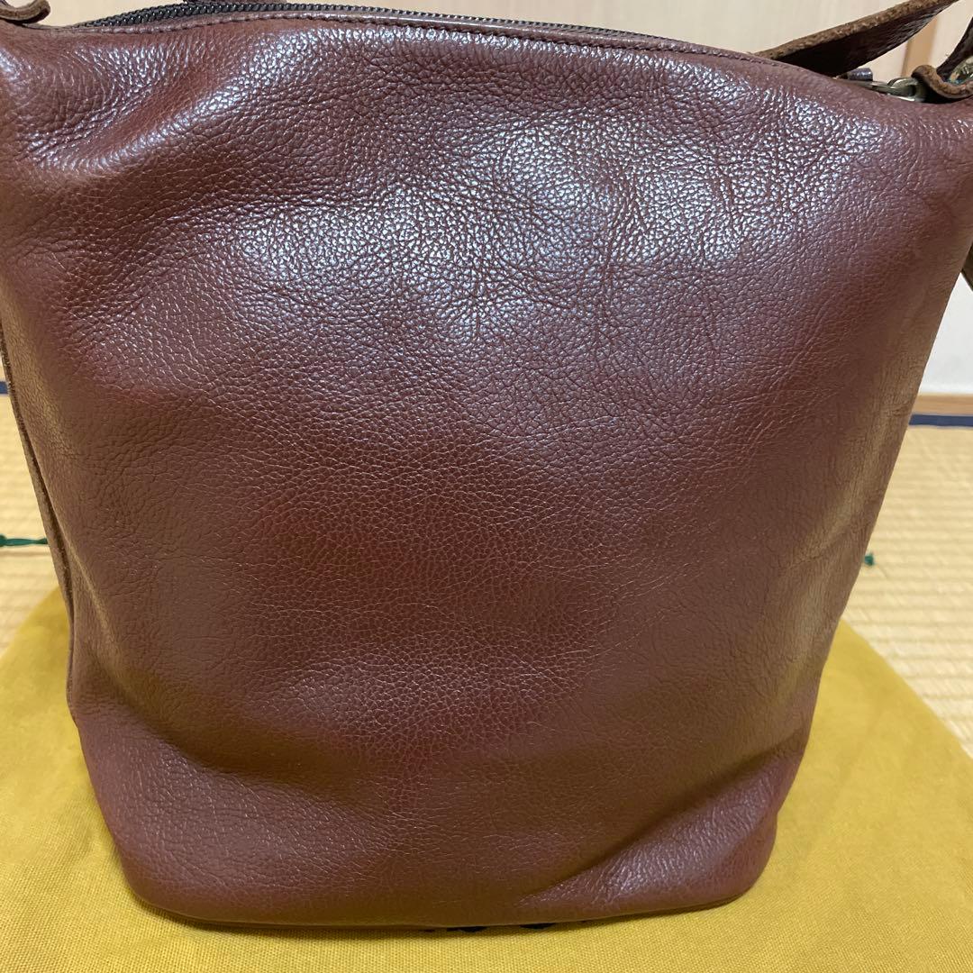 IL BISONTE ブラウンレザーショルダーバッグ