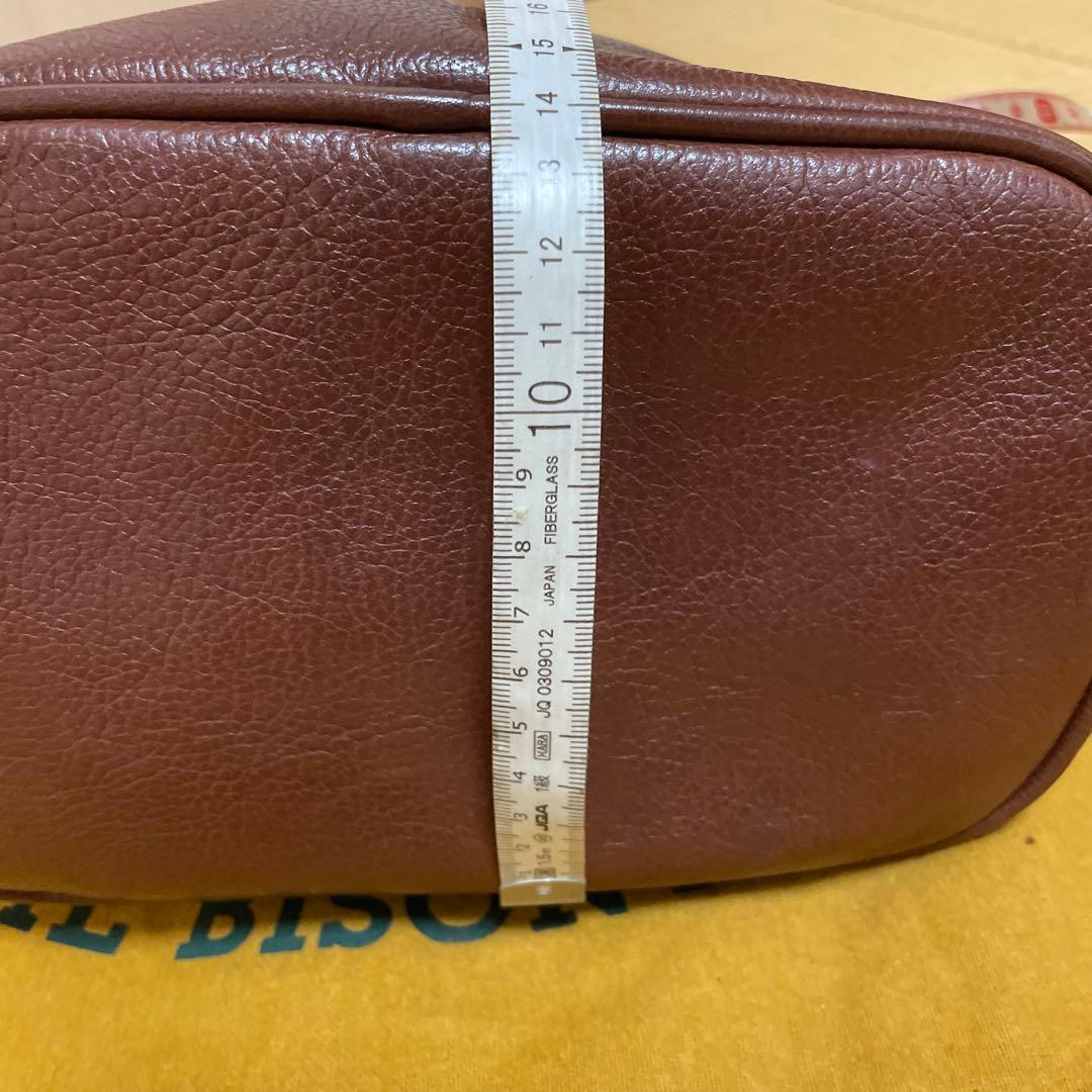 IL BISONTE ブラウンレザーショルダーバッグ