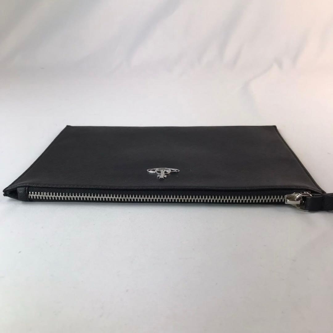 【極美品】ヴィヴィアンウエストウッド　クラッチバッグ　ヴィーガン　オーヴ　黒