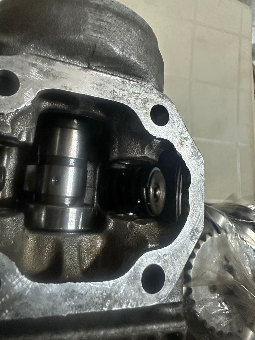 スーパーカブ90(モトラカムタイプ、80年代頃)のシリンダーヘッド