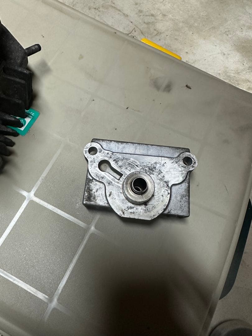 スーパーカブ90(モトラカムタイプ、80年代頃)のシリンダーヘッド