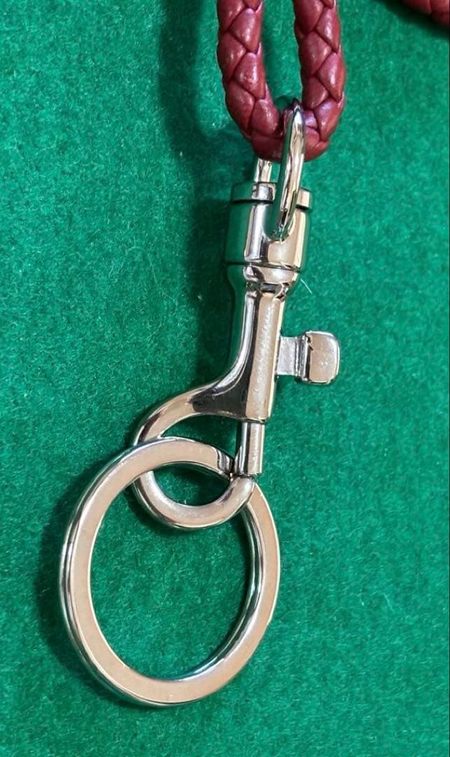 BOTTEGA VENETAイントレチャートレザーネックストラップ(赤)