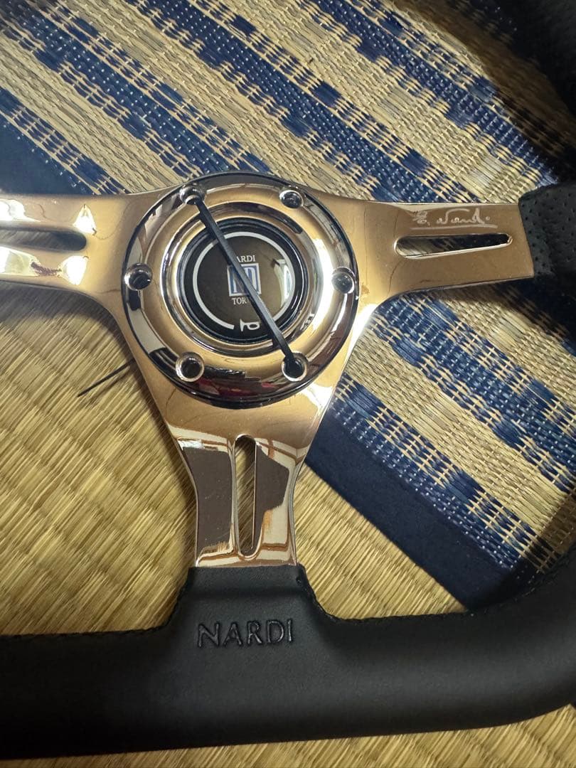 NARDI スポーツステアリング