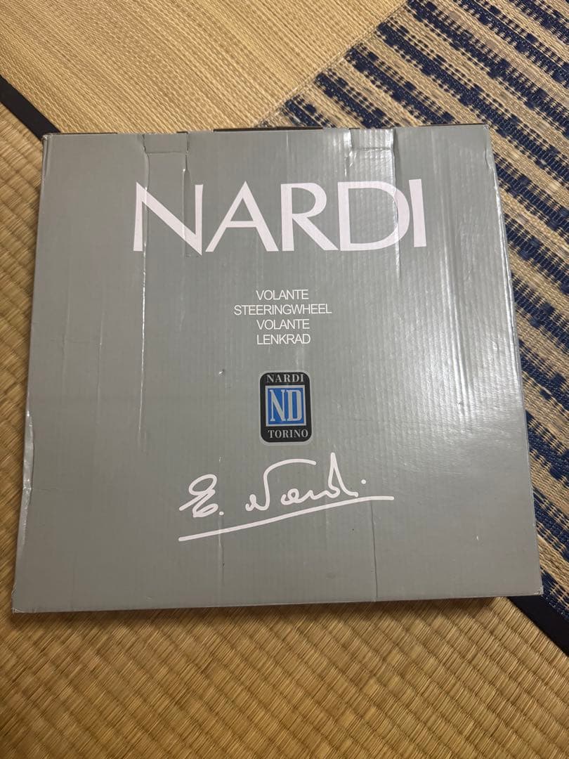 NARDI スポーツステアリング