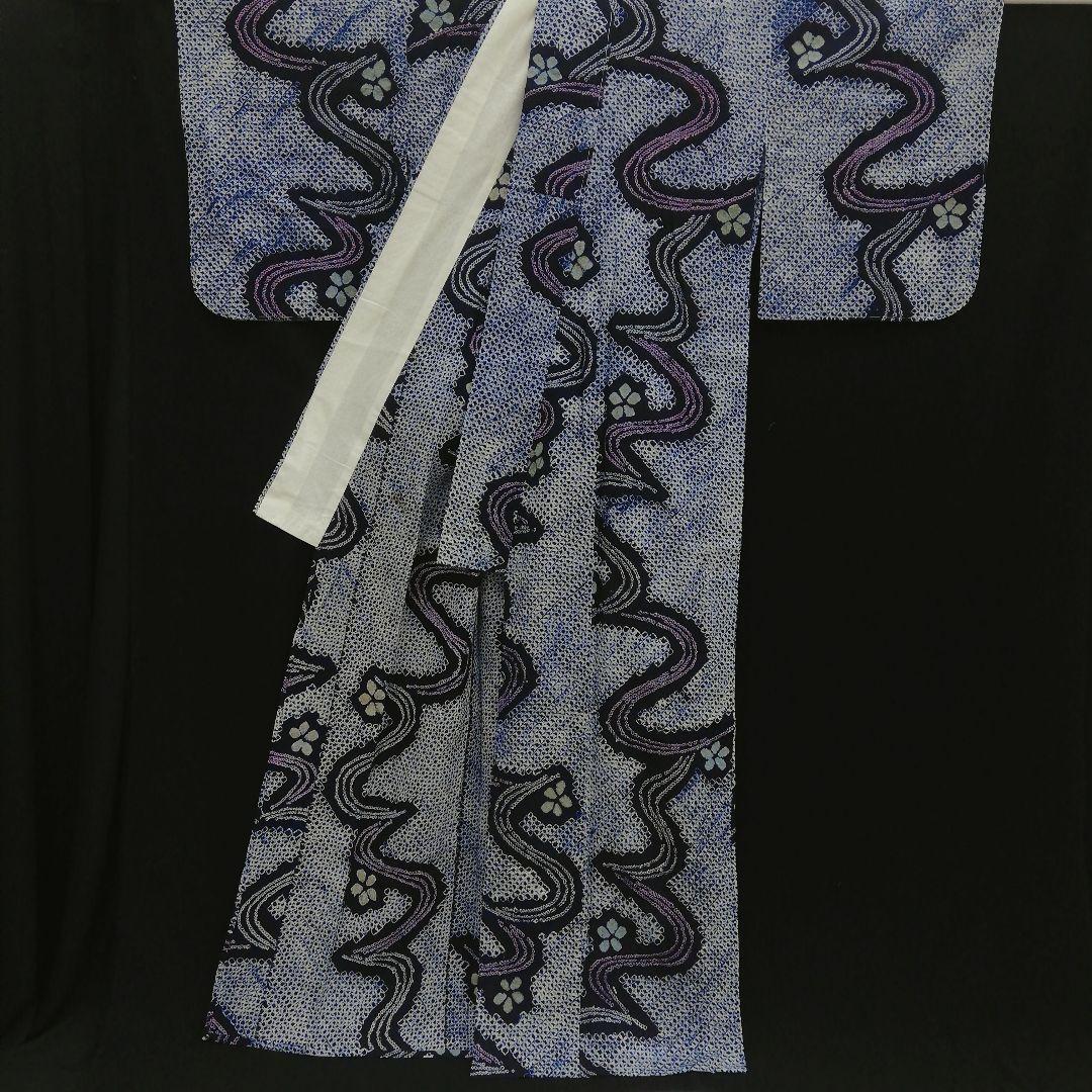 有松鳴海絞り浴衣　(流水に花紋様　未使用しつけ糸付　藍色)
