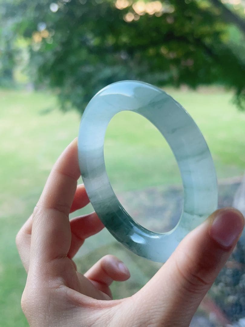 翡翠色 天山翠 金糸玉　天然石　バングル内径56.7 満圏