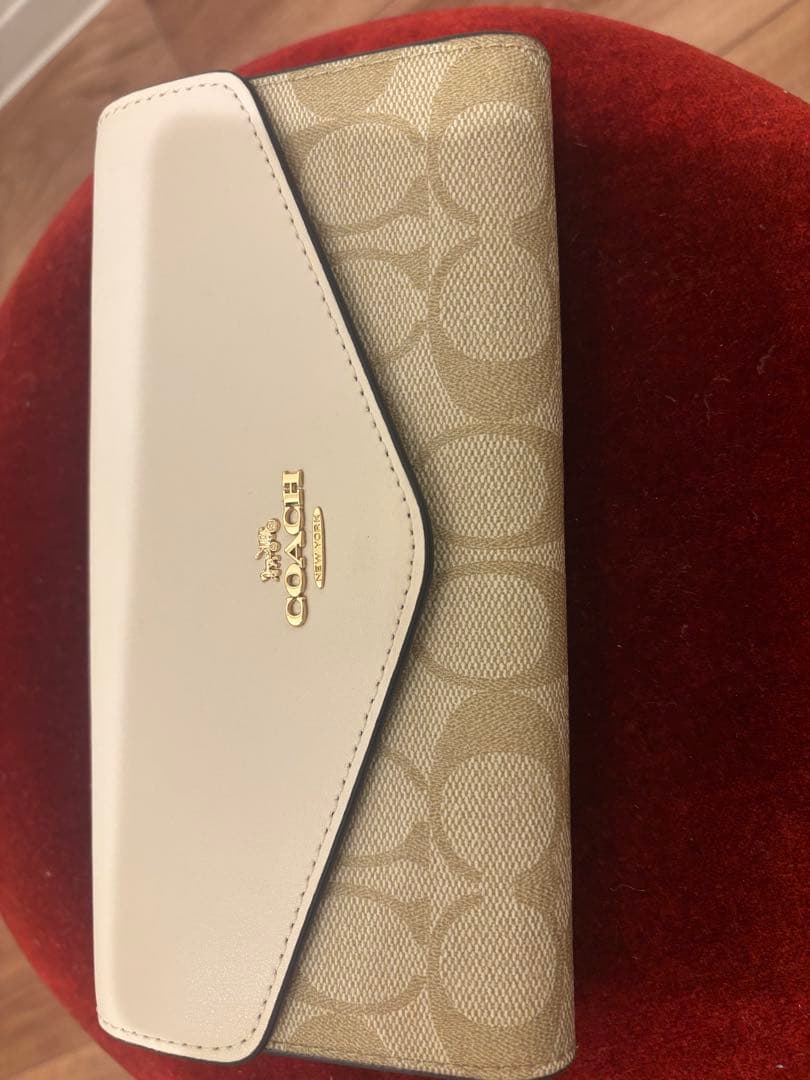 新品未使用　COACH 長財布 ベージュ/ホワイト