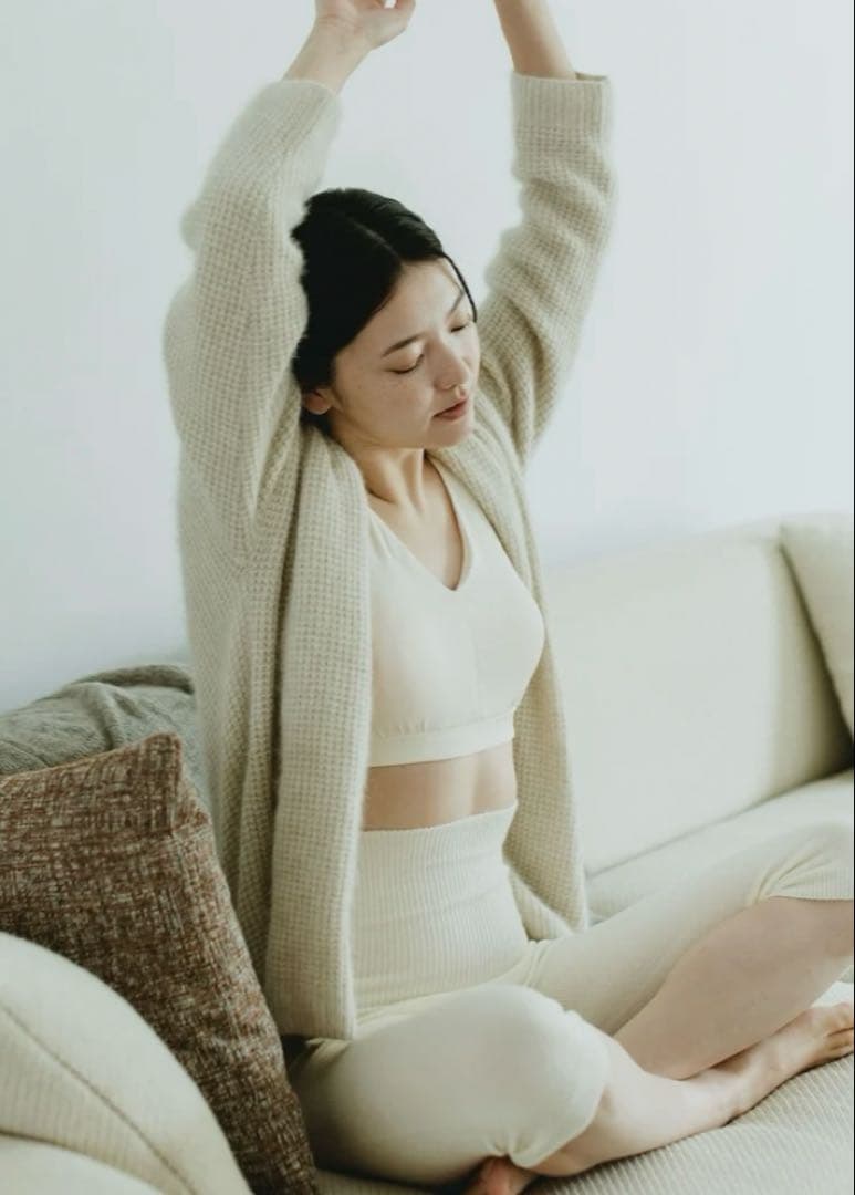 新品未使用　くらしきぬ　はらぱん　シルク&ウール ハイウエスト クリーム色