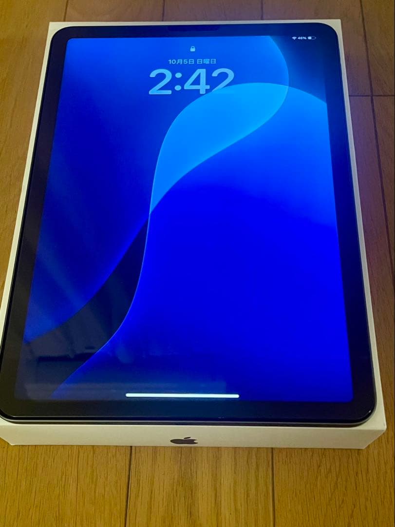 【美品】iPad Air第５世代 (256GB、Wi-Fi) スペースグレイ