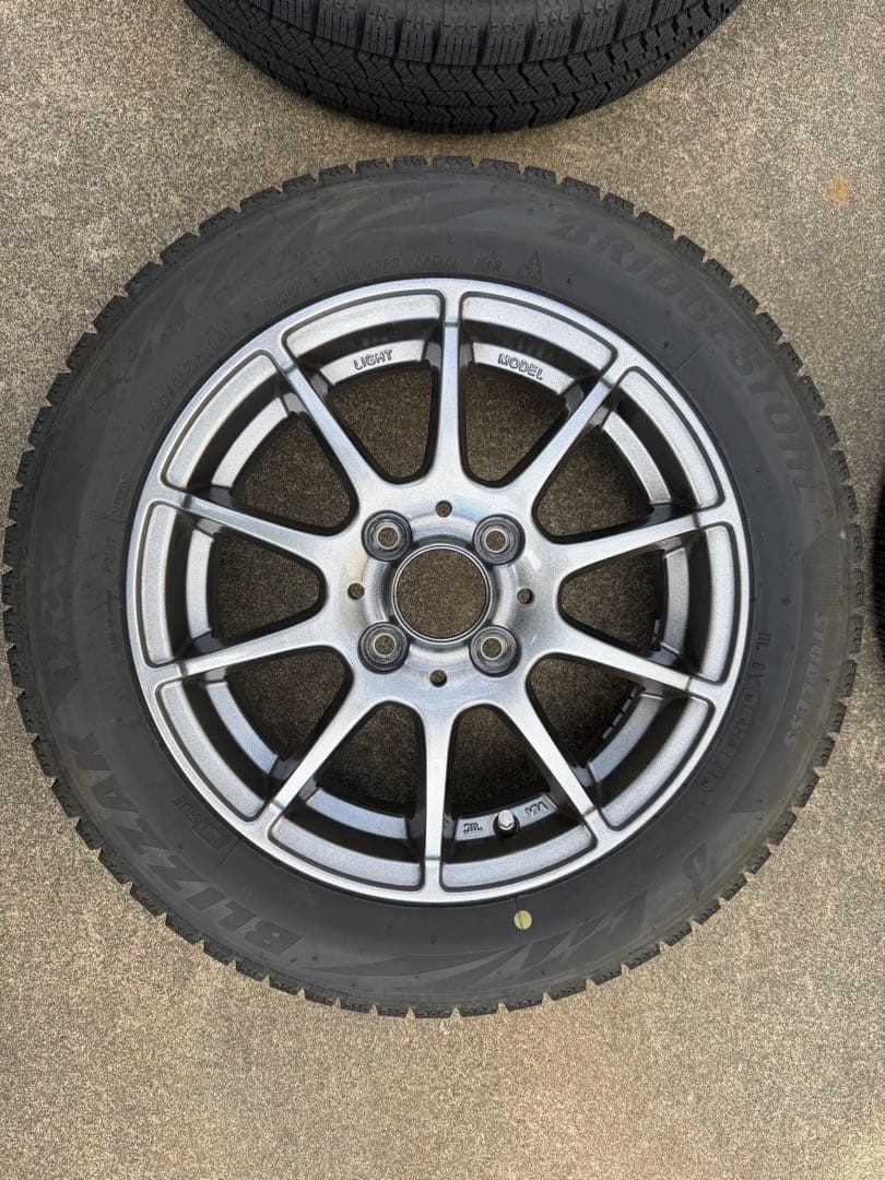 【ヒロさん専用】14インチ スタッドレスタイヤ・ホイールセット