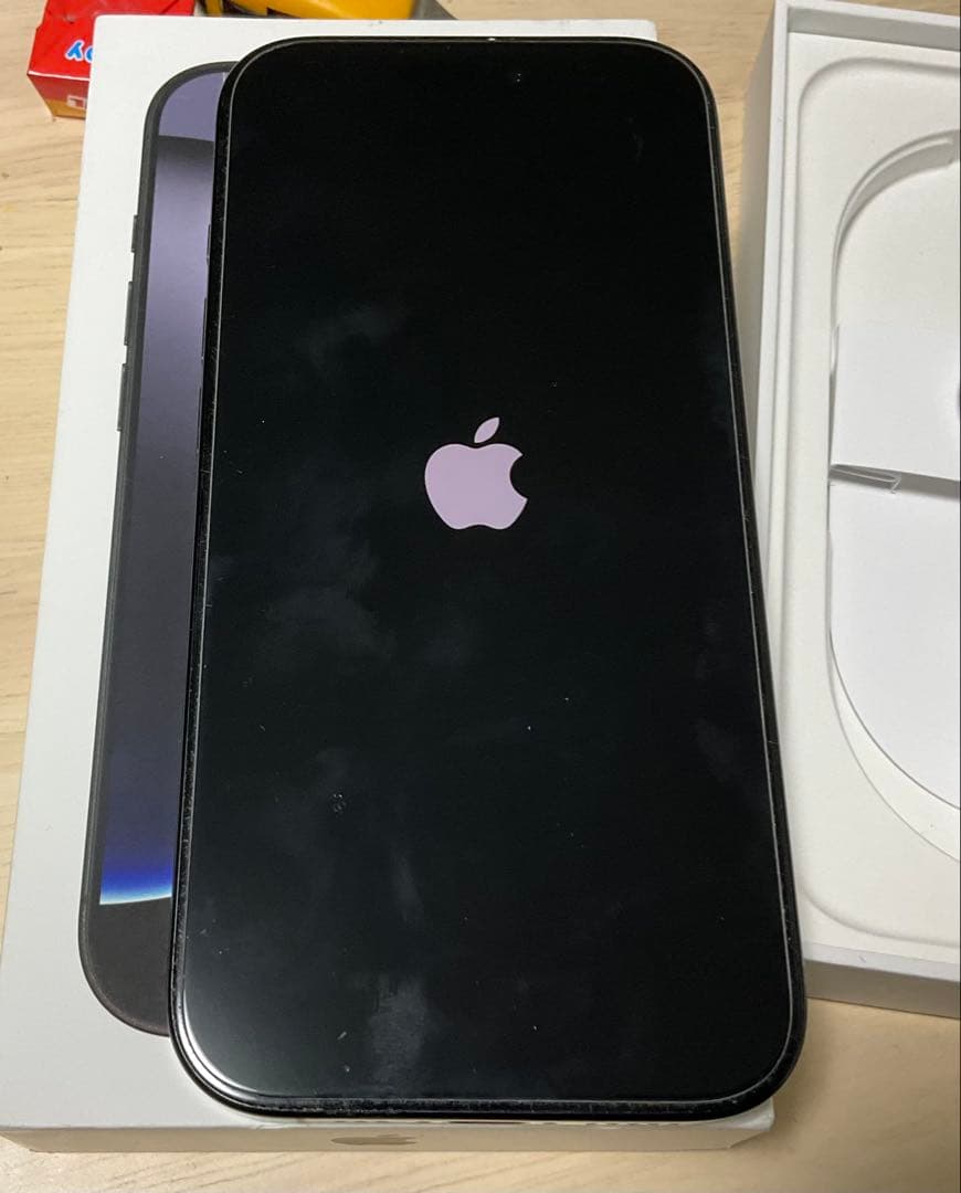 iPhone16Pro 128gブラックチタニウム