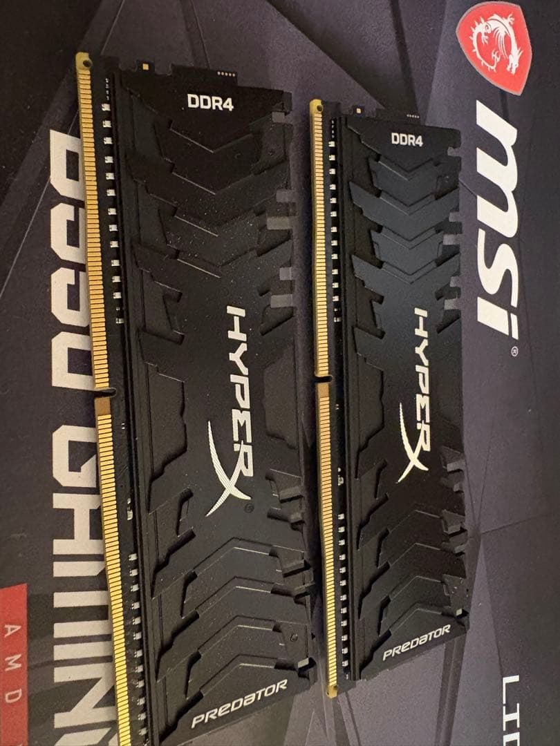 メモリー HyperX Predator DDR4 16GB (8GBx2)