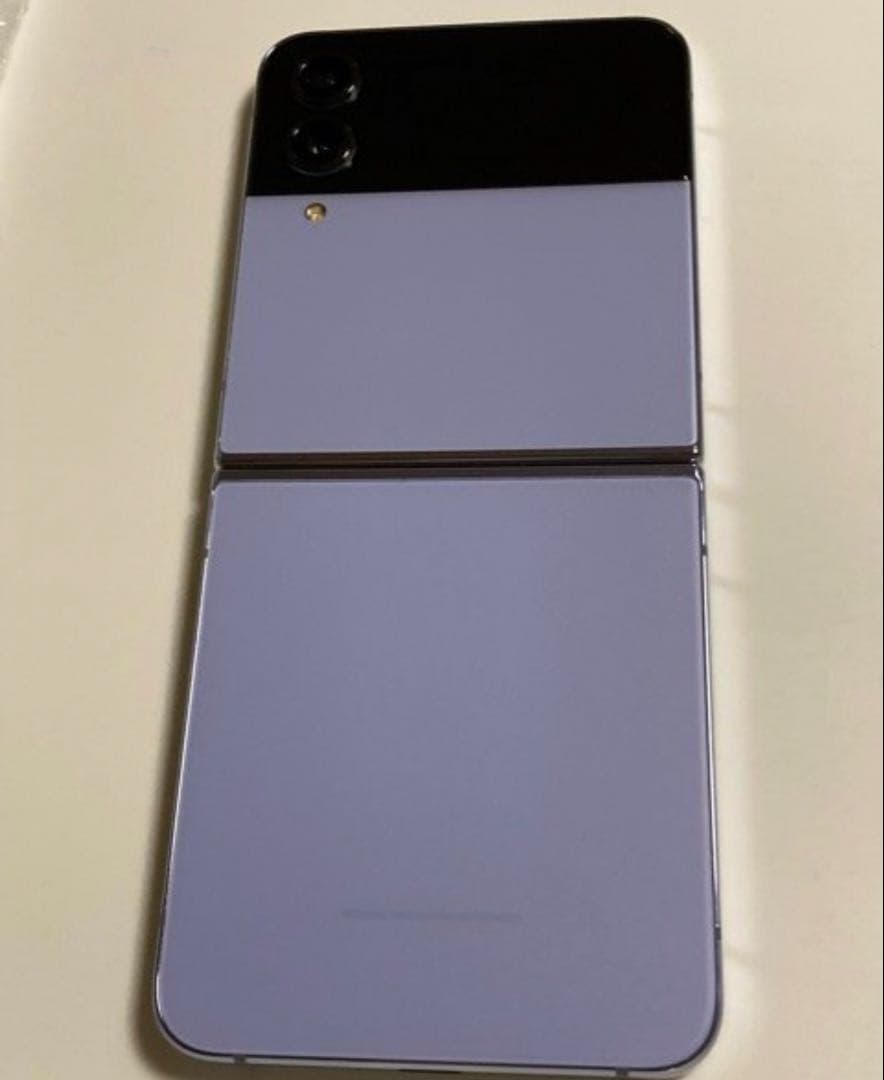 ジャンクGalaxy Z Flip 4 5G SM-F721N 512GB