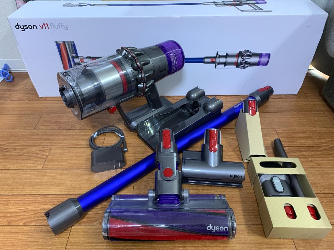 【美品】ダイソン dyson V11 SV14　未使用アクセサリ付　分解清掃済