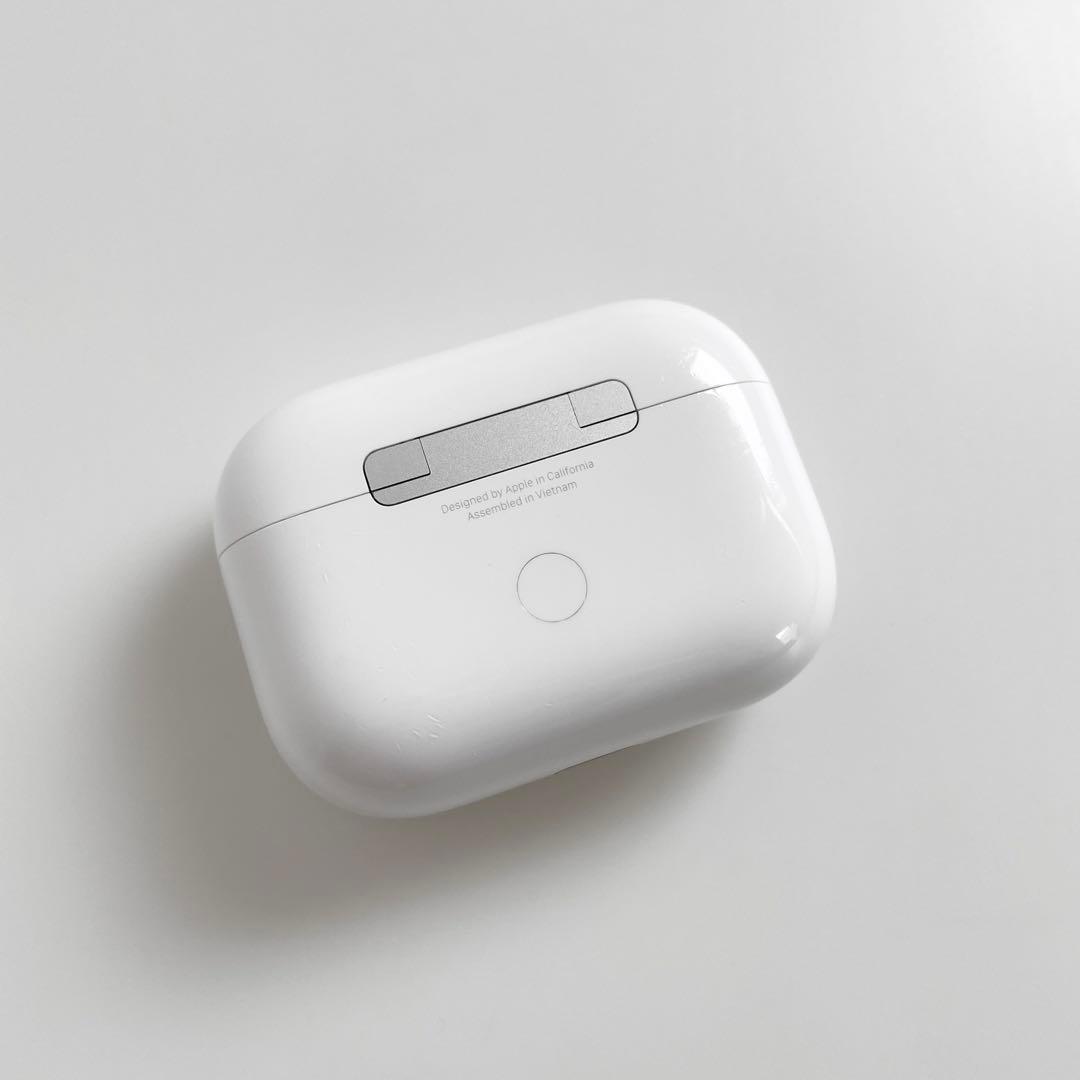 正規品　AirPods Pro 第2世代 Lightning 本体 ケース