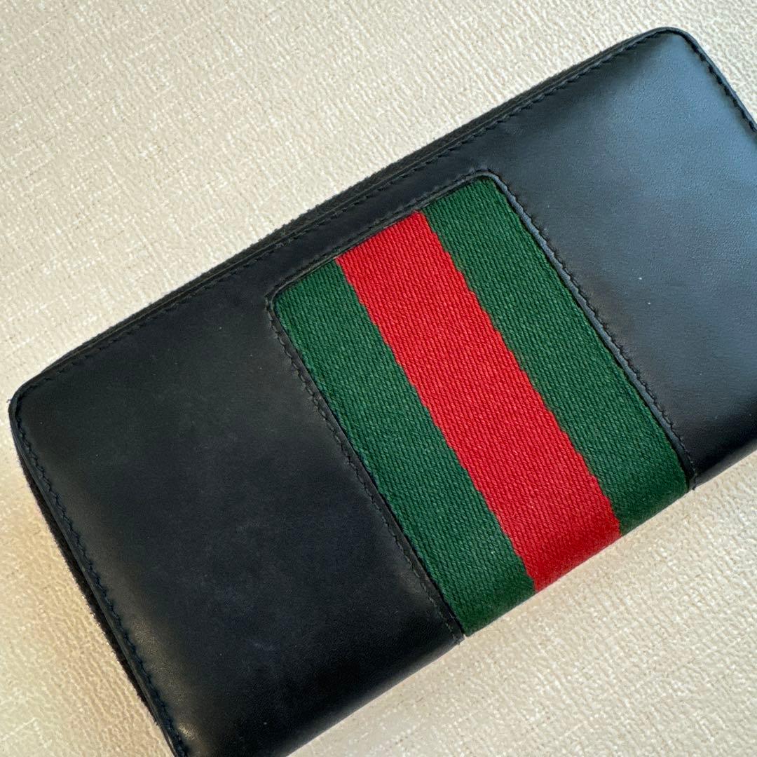 GUCCI 長財布 金具付き