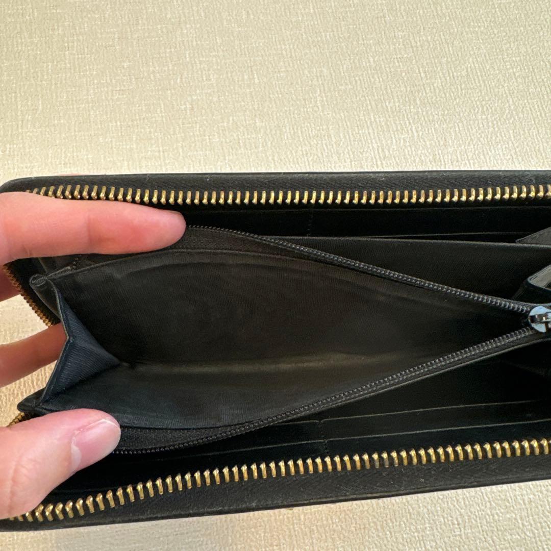 GUCCI 長財布 金具付き