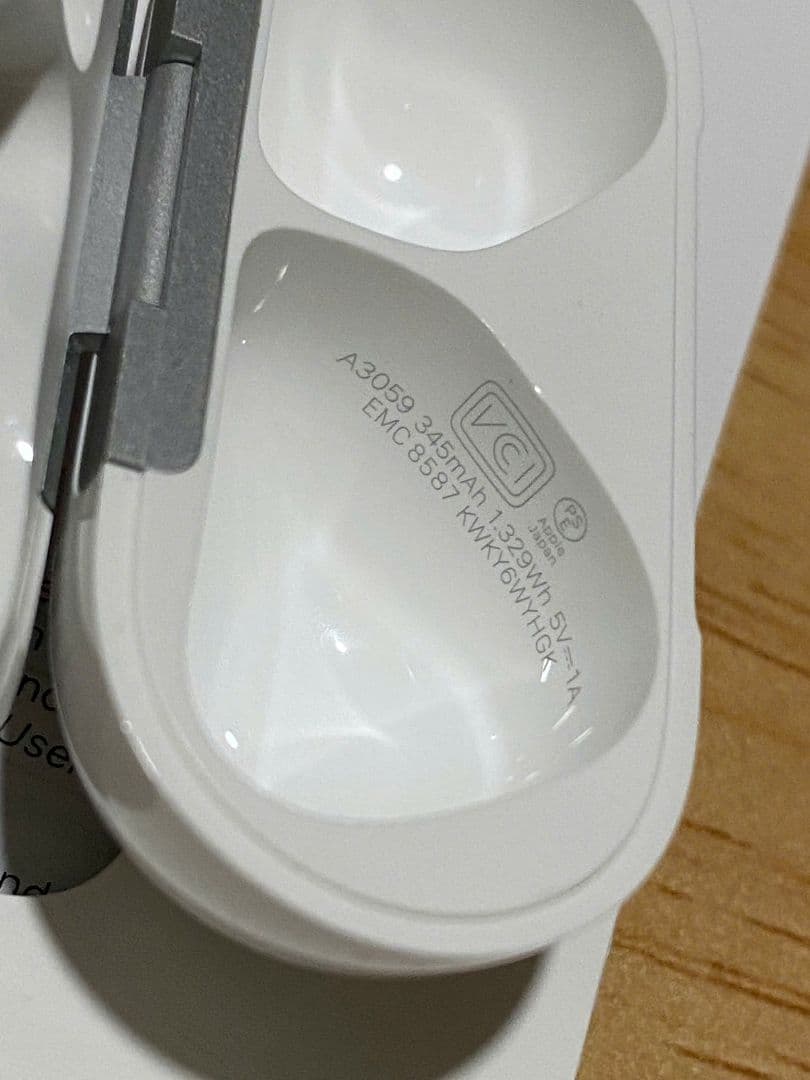 Apple AirPods 4 (ANC) 中古品／保証あり