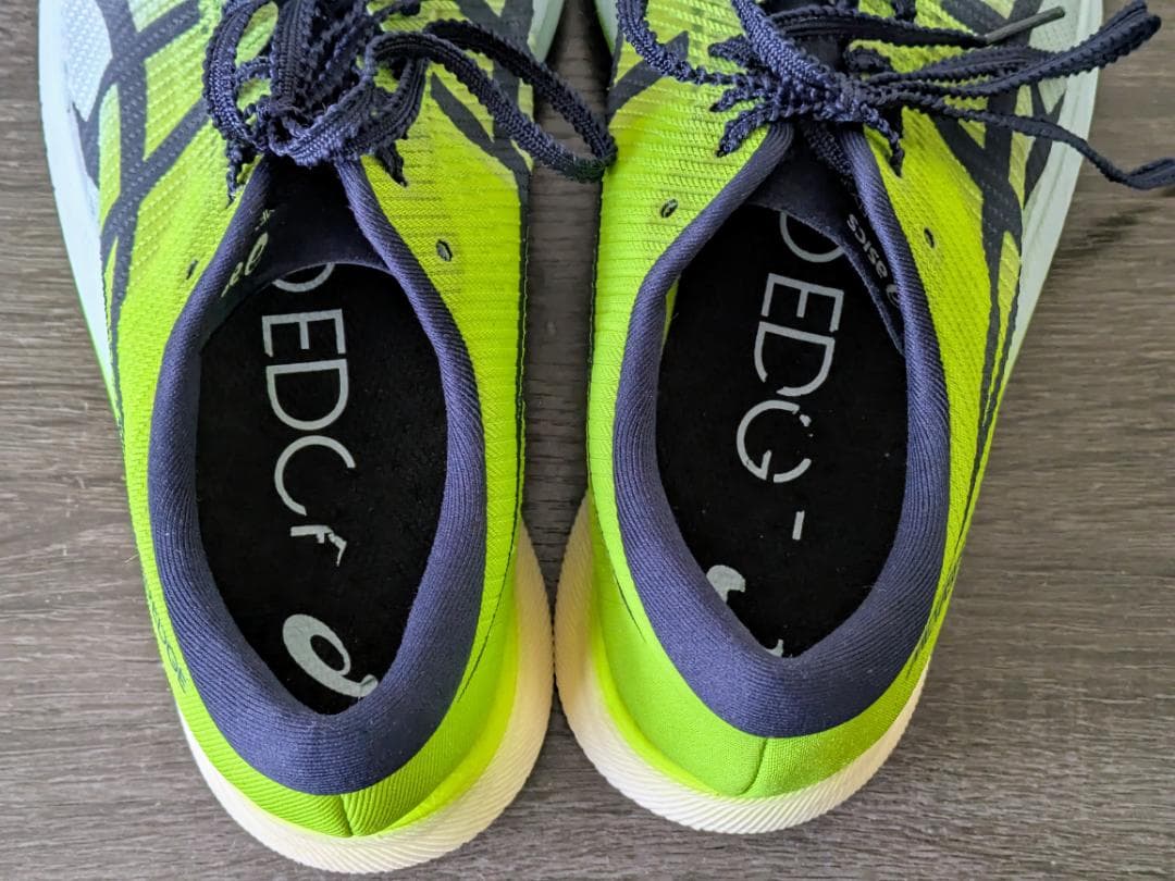 美品 アシックス メタスピードエッジプラス ランニングシューズ 25㎝