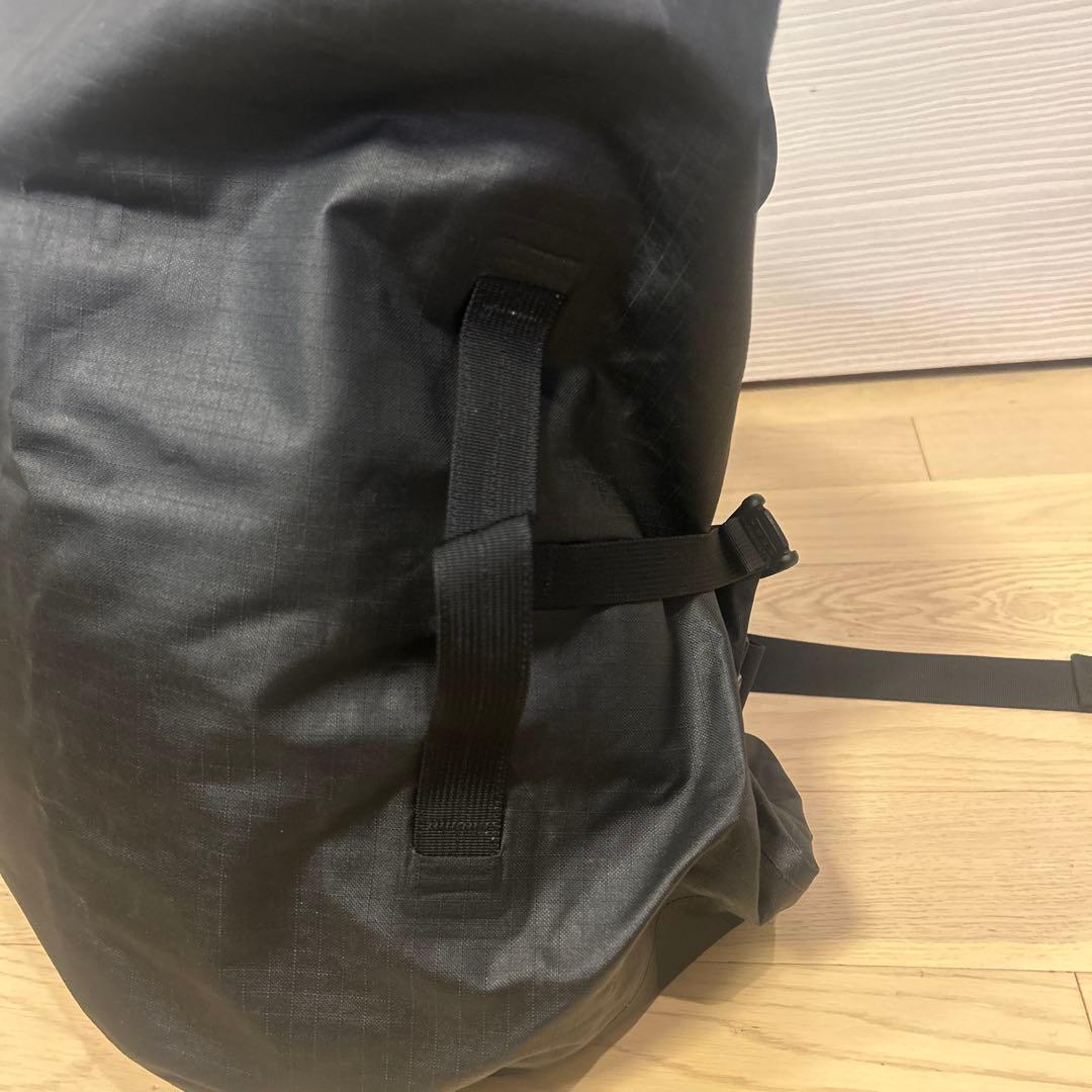 ARC'TERYX Carrier Duffel アークテリクス ダッフルバック