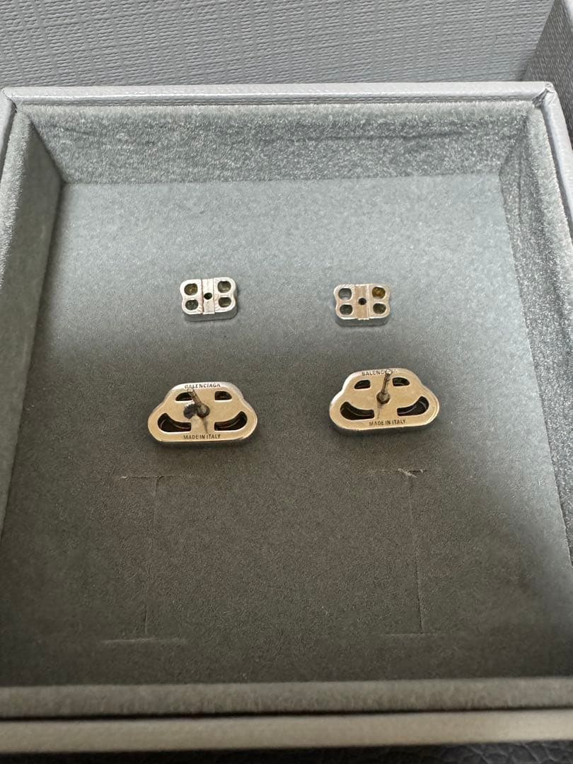 BALENCIAGA BB XS STUD ピアス シルバー