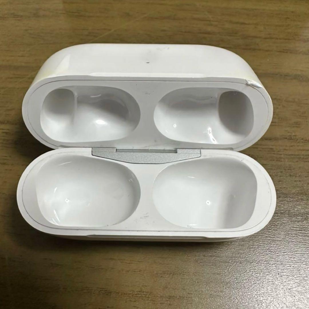 ち*ー様 動作確認 クリーニング済み AirPods Pro 第2世代 ligh
