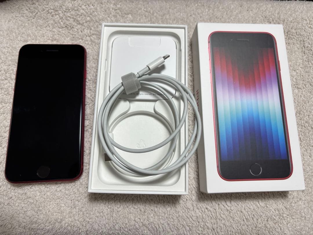 iPhonese 第3世代 128GB