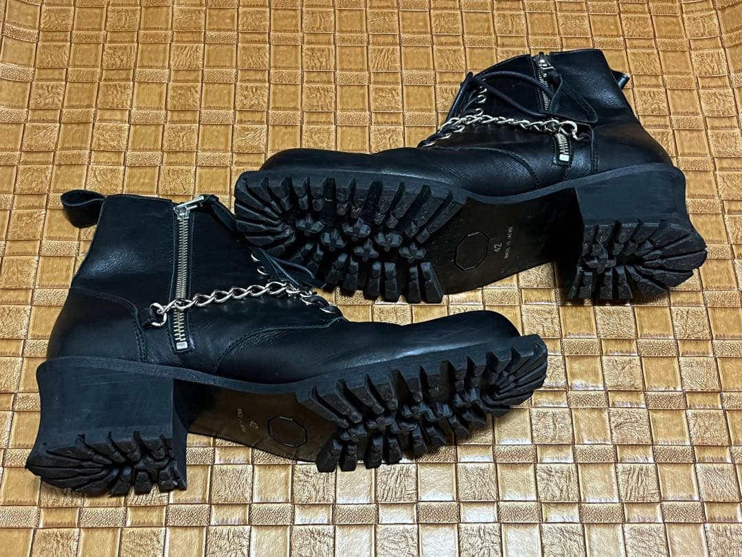 シヴァーライズ　レザーヒールブーツ　/42　ブラック　本革　チェーン装飾　ジップ