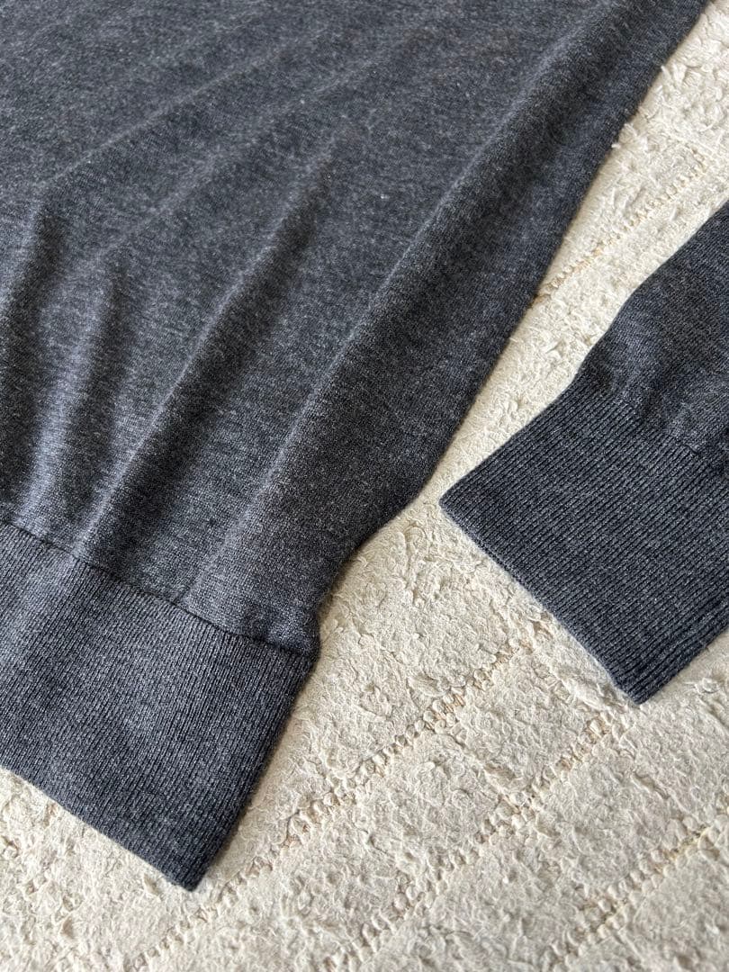 THE SOVEREIGN HOUSE ハイゲージ タートルネックニット