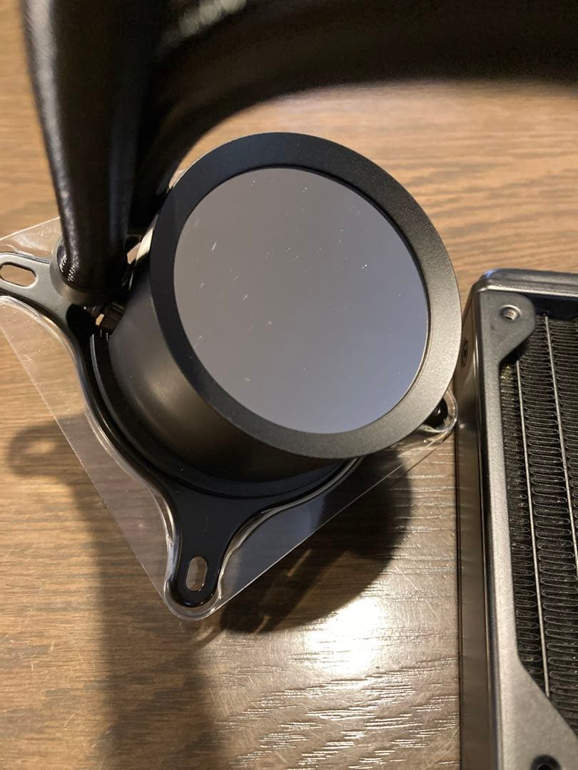 PC用ファン・クーラー NZXT KRAKEN 240